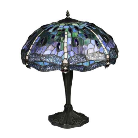 Лампа витражного слтекла в стиле Тиффани. 20 век. Glass metal Art Nouveau 20th century г. - фото 1
