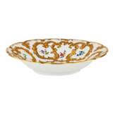 An elegant Meissen porcelain dish. Porcelain 20th century - photo 2