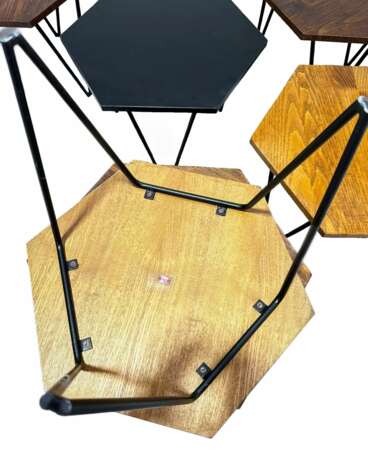 Gio Ponti for Isa Bergamo. Seven honeycomb hexagonal coffee tables design 50s. Wood metal Design of 50-60’s 20th century - photo 6