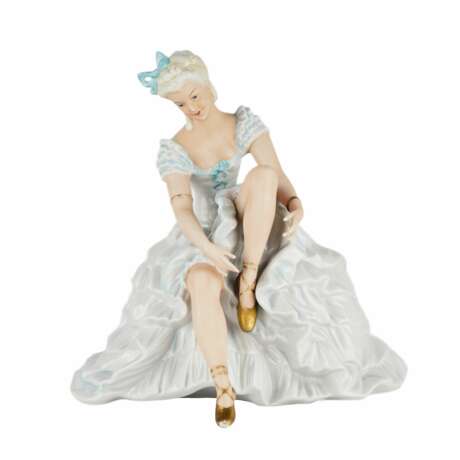 Porcelain figurine. Ballerina. Unterweissbach.Germany. 1950-1960s Porcelain Hand Painted Gilding Mid-20th century - photo 4