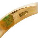 Внушительное 18 К золотое кольцо-перстень с изумрудом и бриллиантами. Диаманты 21th century г. - фото 7