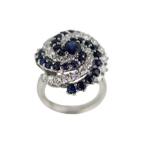 Spiral-shaped gold ring with sapphires and diamonds. Sapphire 21th century - photo 1