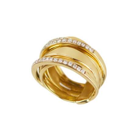 Gold ring with diamonds. Diamonds 21th century - photo 1