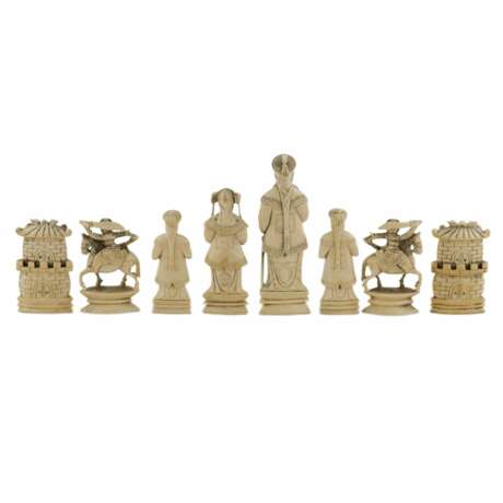 A beautiful set of Chinese ivory chess pieces. The turn of the 19th-20th centuries. Ivory At the turn of 19th -20th century - photo 5