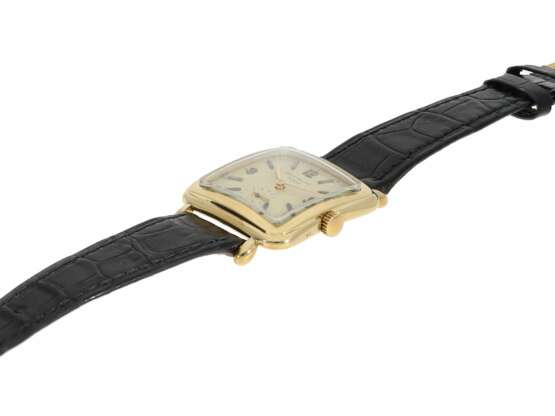 Armbanduhr: besonders große und sehr seltene quadratische Herrenuhr von Patek Philippe, Ref.2493, sog. "CIOCCOLATONE", Genf 1952, mit Stammbuchauszug - Foto 4