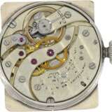 Armbanduhr: hochfeine, ganz frühe Art déco Herrenuhr in Platin, Patek Philippe No. 805536, ca. 1925/26 - photo 2