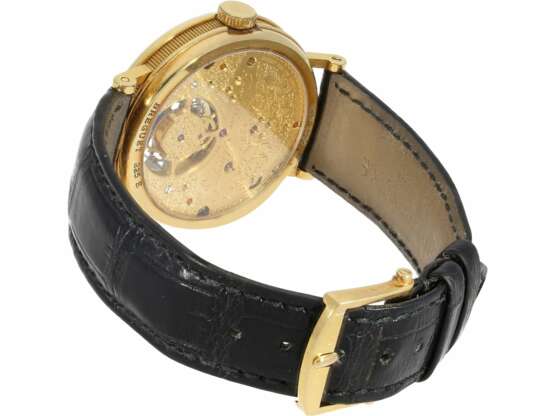 Armbanduhr: außergewöhnliche und sehr hochwertige 18K Gold Herrenarmbanduhr "Breguet Tourbillon Ref.3350 BA 12 286", No.225 E, aus dem Jahr 1993, mit Box & Papieren - photo 3