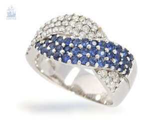 Ring: exceptional, massive sapphire/brilliant-goldsmith ring in a cross over Design, 18K white gold