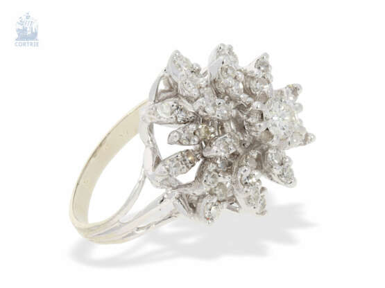 Ring: ausgefallener, ehemals teurer vintage Brillant/Diamant-Blütenring, 14K Weißgold, ca. 0,6ct - Foto 2