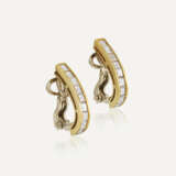 CARTIER DIAMOND BANGLE || TOGETHER WITH A PAIR OF DIAMOND EARRINGS - фото 6