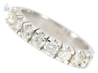 Ring: high-quality vintage half eternity Ring with brilliant-cut diamonds, approximately 1ct
