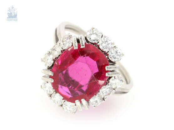 Ring: sehr schöner, hochwertiger vintage Rubin/Brillant-Blütenring - фото 1