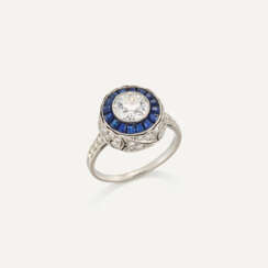 TIFFANY & CO. EARLY 20TH CENTURY DIAMOND AND SAPPHIRE RING