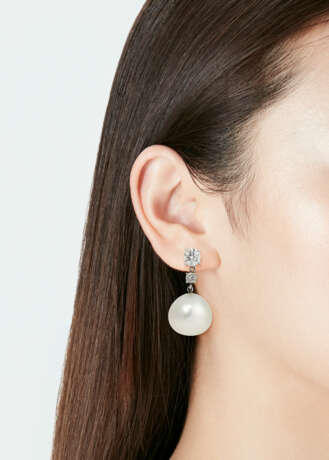 DIAMOND AND CULTURED PEARL EARRINGS - photo 6