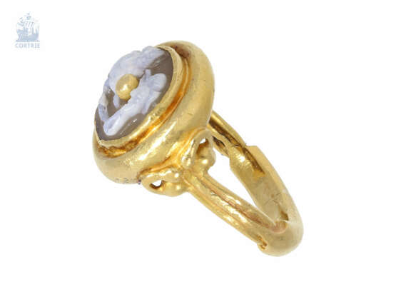 Ring: sehr seltener, schwerer, antiker Ring mit Steinkamee, vermutlich 18. Jahrhundert. - Foto 3