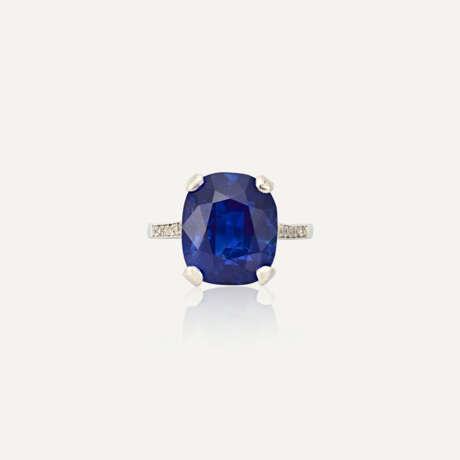 EARLY 20TH CENTURY SAPPHIRE AND DIAMOND RING - фото 7