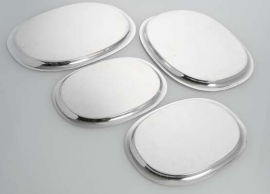 Zwei Paar Georg Jensen Silber-Tabletts Elypse Nr. 1146B und 1146C - фото 2