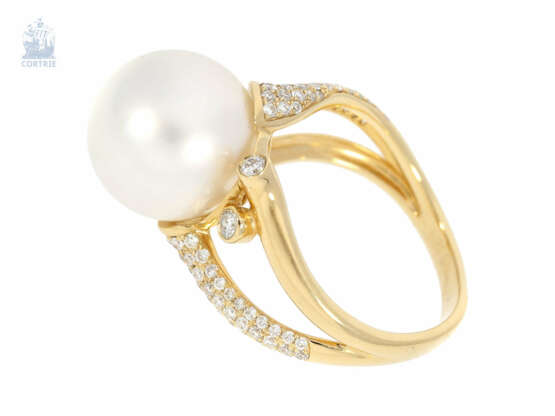 Ring: aufwändig gearbeiteter und hochwertiger Damenring mit feinster Südsee-Perle und hochwertigen Brillanten, NP ca.2800,-€, ungetragen - photo 2