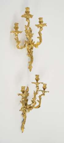 Folge von vier seltenen Louis XV Wandappliken aus Bronze - Foto 6
