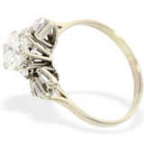 Ring: ausgefallener und hochwertiger vintage Brillant/Diamant-Goldschmiedering mit großem Brillant von ca. 1,5ct - photo 2