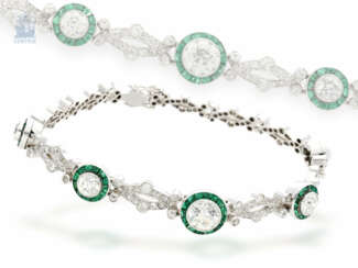 Armband: antikes, dekoratives und außergewöhnlich gefertigtes Smaragd/Diamant-Goldschmiedearmband , Art déco