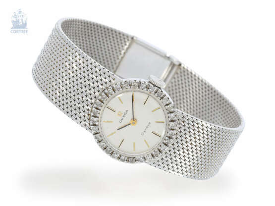 Armbanduhr: weißgoldene vintage Damenuhr der Marke Omega mit Diamantbesatz - photo 1