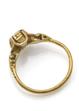 Renaissance-Ring mit Smaragd - фото 2