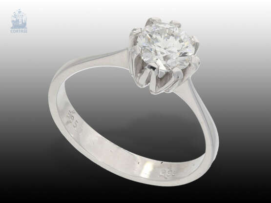 Ring: klassischer Solitär/Diamantring, hochwertiger Brillant in super Qualität, 1,2ct River E/SI1, HRD-Kurz-Report - photo 2