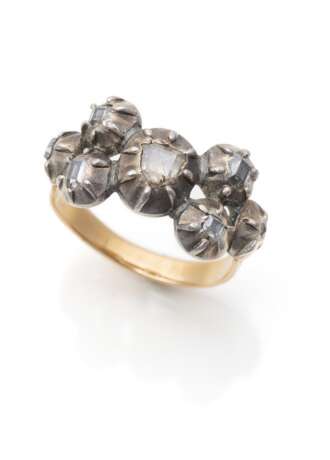 Ring mit Diamanten - photo 1