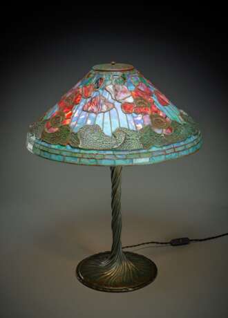 Große Tischlampe im Stil von Tiffany - Foto 1