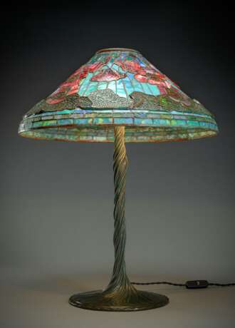 Große Tischlampe im Stil von Tiffany - Foto 2