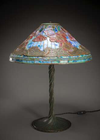 Große Tischlampe im Stil von Tiffany - photo 4