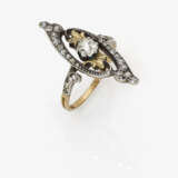Marquiseförmiger Ring mit Diamanten. Frankreich, um 1900 - photo 1