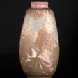 Große Vase mit Kastanienblüten - Jetzt bei der Auktion