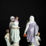 Zwei Figurengruppen - Bettlerinnen mit zwei Kindern - Foto 2