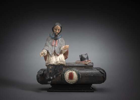 Der Heilige Johannes Nepomuk auf seinem Sarg sitzend - фото 1