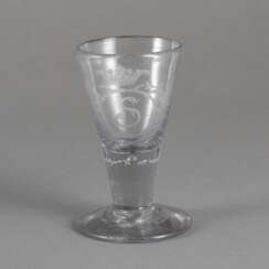 Barock Schnapsglas mit bekröntem Monogramm &quot;S&quot;