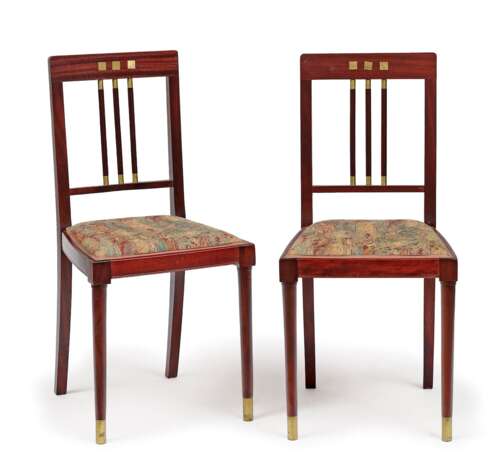 Ein Paar Stühle (zu einem Musikzimmer gehörig) - photo 1