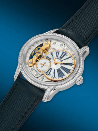 AUDEMARS PIGUET, WHITE GOLD AND DIAMOND-SET SEMI-SKELETONIZED 'MILLENARY', WITH MOTHER OF PEARL DIAL, REF. 77247BC - Foto 2