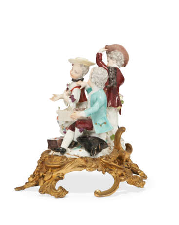 AN ORMOLU-MOUNTED MEISSEN PORCELAIN FIGURAL GROUP OF 'THE LOTTERY' - фото 5