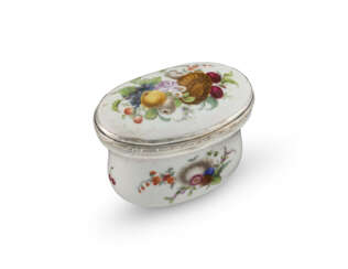 A SILVER-MOUNTED GERMAN PORCELAIN 'EROTIC' SNUFF BOX