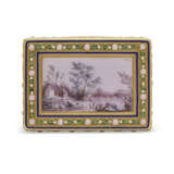 A LOUIS XVI ENAMELED GOLD DOUBLE-OPENING BOITE-A-MOUCHES - photo 2