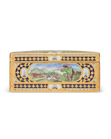 A CONTINENTAL ENAMELED GOLD SNUFF BOX - photo 3