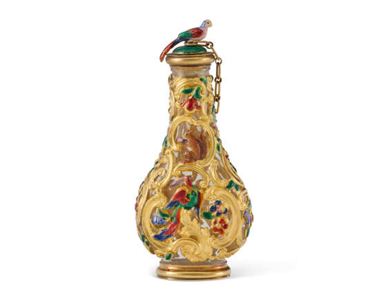 A GEORGE IV ENAMELED GLASS SCENT-BOTTLE WITH GOLD CAGEWORK - фото 1