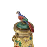 A GEORGE IV ENAMELED GLASS SCENT-BOTTLE WITH GOLD CAGEWORK - photo 3