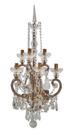 A SET OF FOUR GILT-METAL AND CUT-GLASS WALLLIGHTS - Foto 9