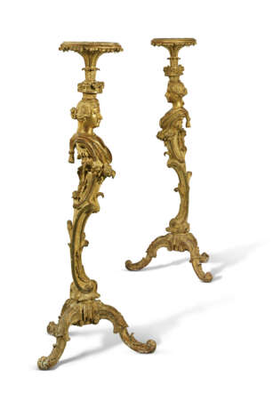 A PAIR OF GEORGE II GILTWOOD TORCHERES - photo 3