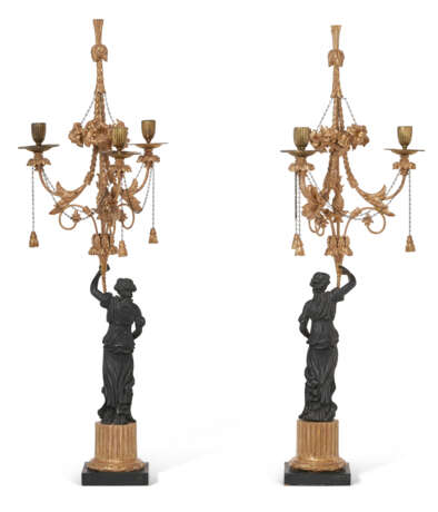 A PAIR OF LATE GEORGE III GILTWOOD AND EBONIZED THREE-LIGHT CANDELABRA - photo 2