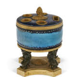 A FRENCH ORMOLU, PATINATED BRONZE AND CHINESE PORCELAIN INKWELL - photo 3