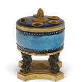 A FRENCH ORMOLU, PATINATED BRONZE AND CHINESE PORCELAIN INKWELL - photo 5